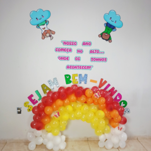 Painel volta ás aulas " voando alto"